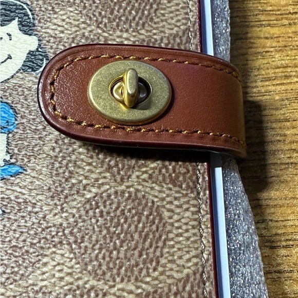 Coach x Peanuts Notebook - Picture 4 of 6